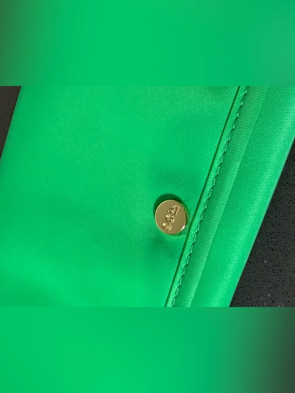 Stoney Clover‎ Lane Bright Neon Green Trifold Long Wallet EUC